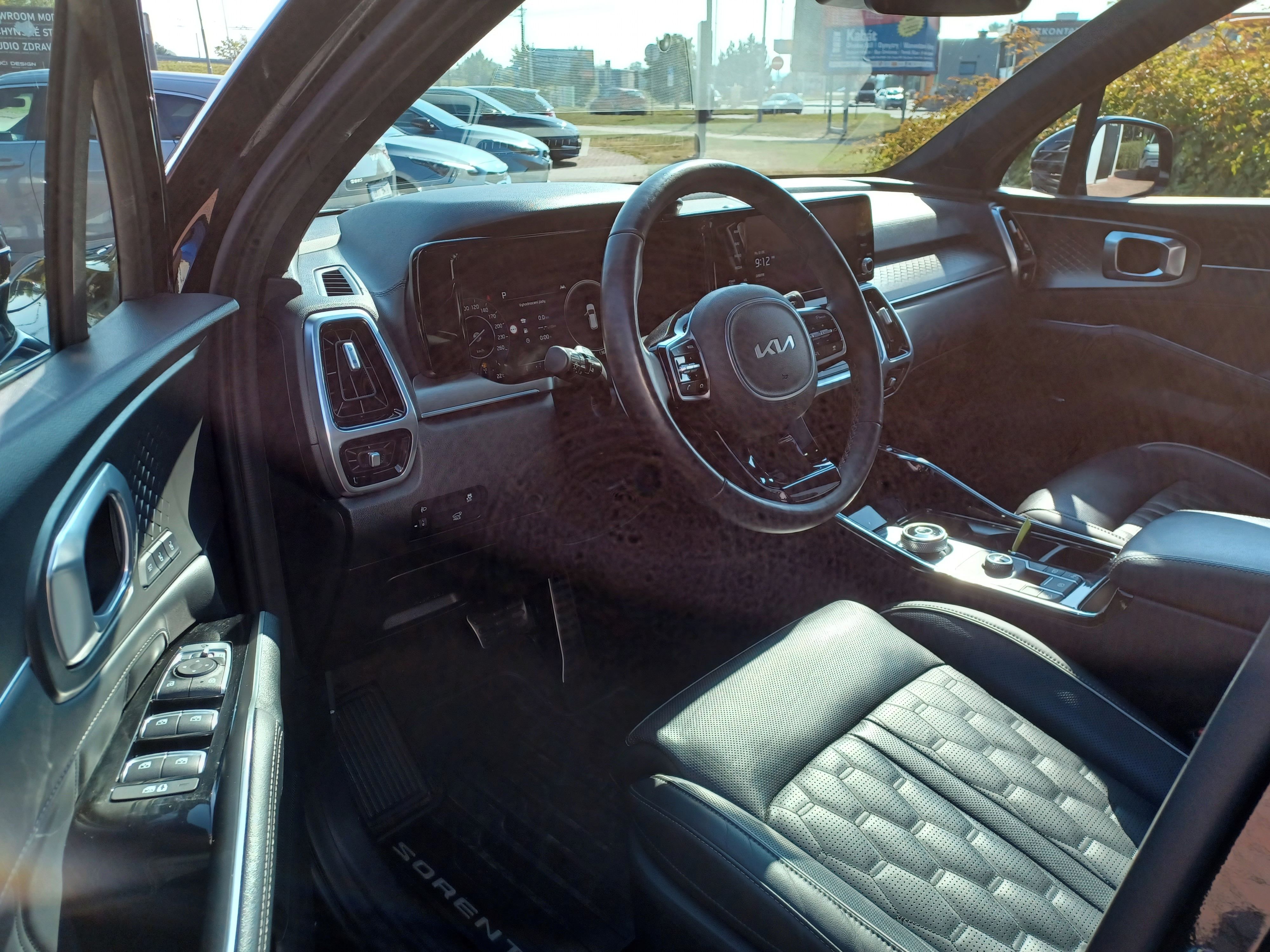 Kia Sorento, 2.2 CRDi 4x4 8DCT TOP - fotka 5