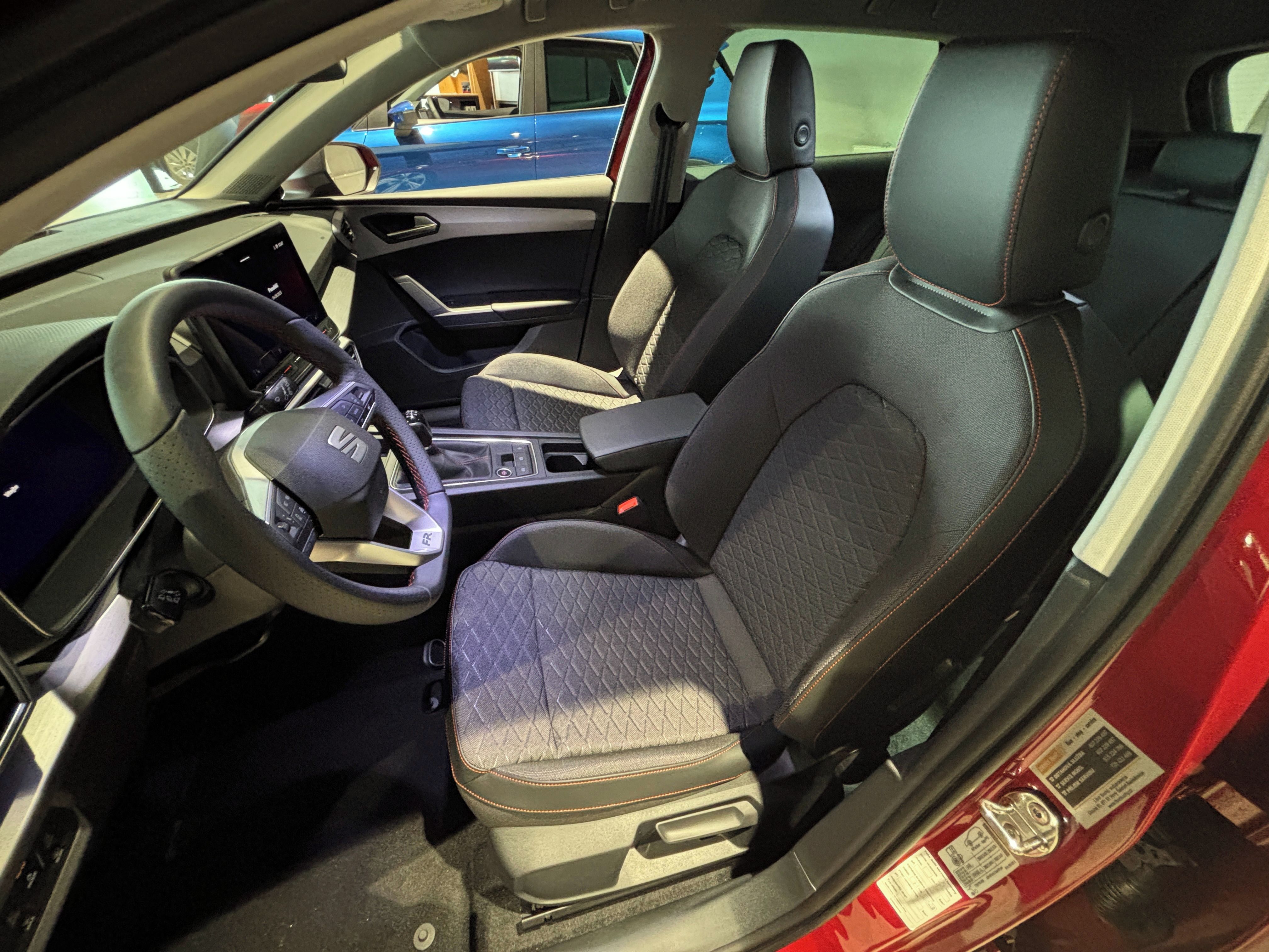 Seat Leon, FR 1.5 TSI 85 KW - fotka 6