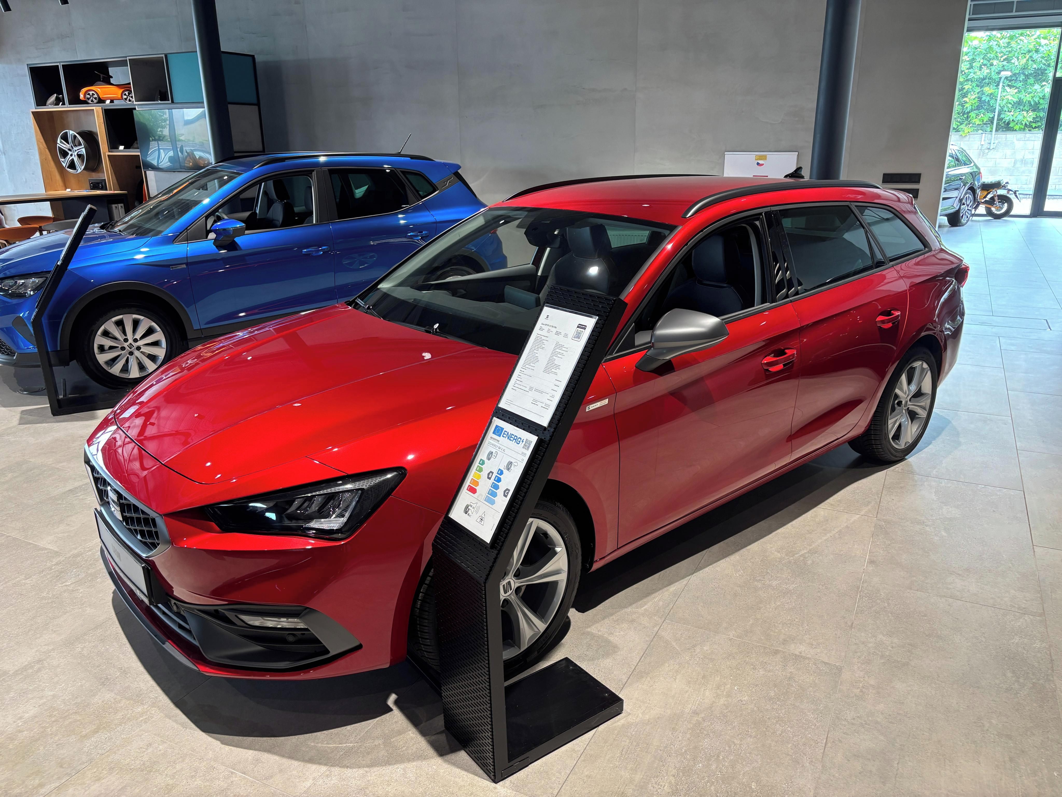Seat Leon, FR 1.5 TSI 85 KW - fotka 3