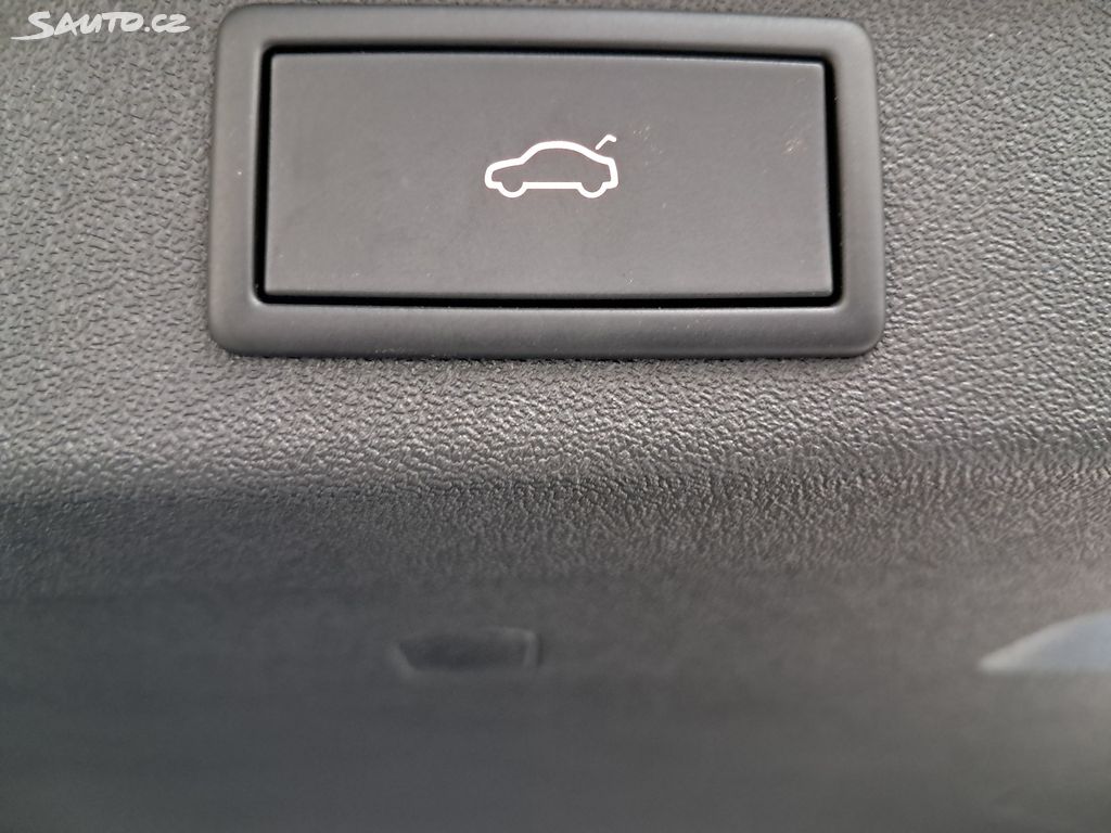 Škoda Enyaq, Sportline 195kW 4x4 panorama