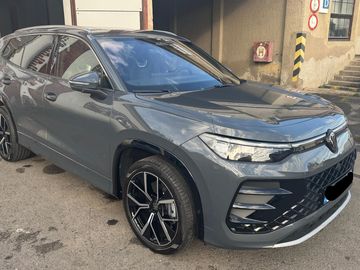 142 kW 4x4 R Line FULL