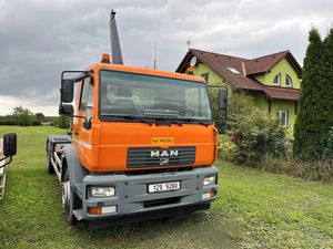 MAN L2000, nosič kontejnerů