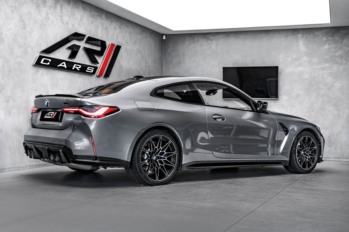 BMW M4, Coupe xDrive Competition Laser - fotka 5