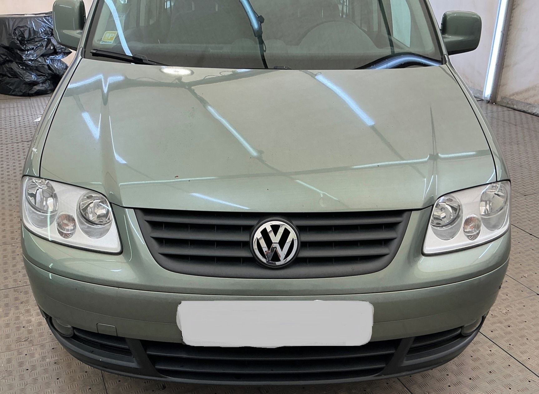 Volkswagen Caddy, MAXI 1.6Mpi 75KW 7-MÍST TAŽNÉ - fotka 5