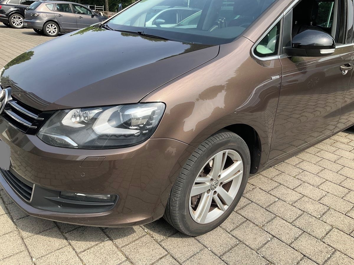 Volkswagen Sharan, 2.0 Tdi DSG 130KW MATCH BUFÍK - fotka 2