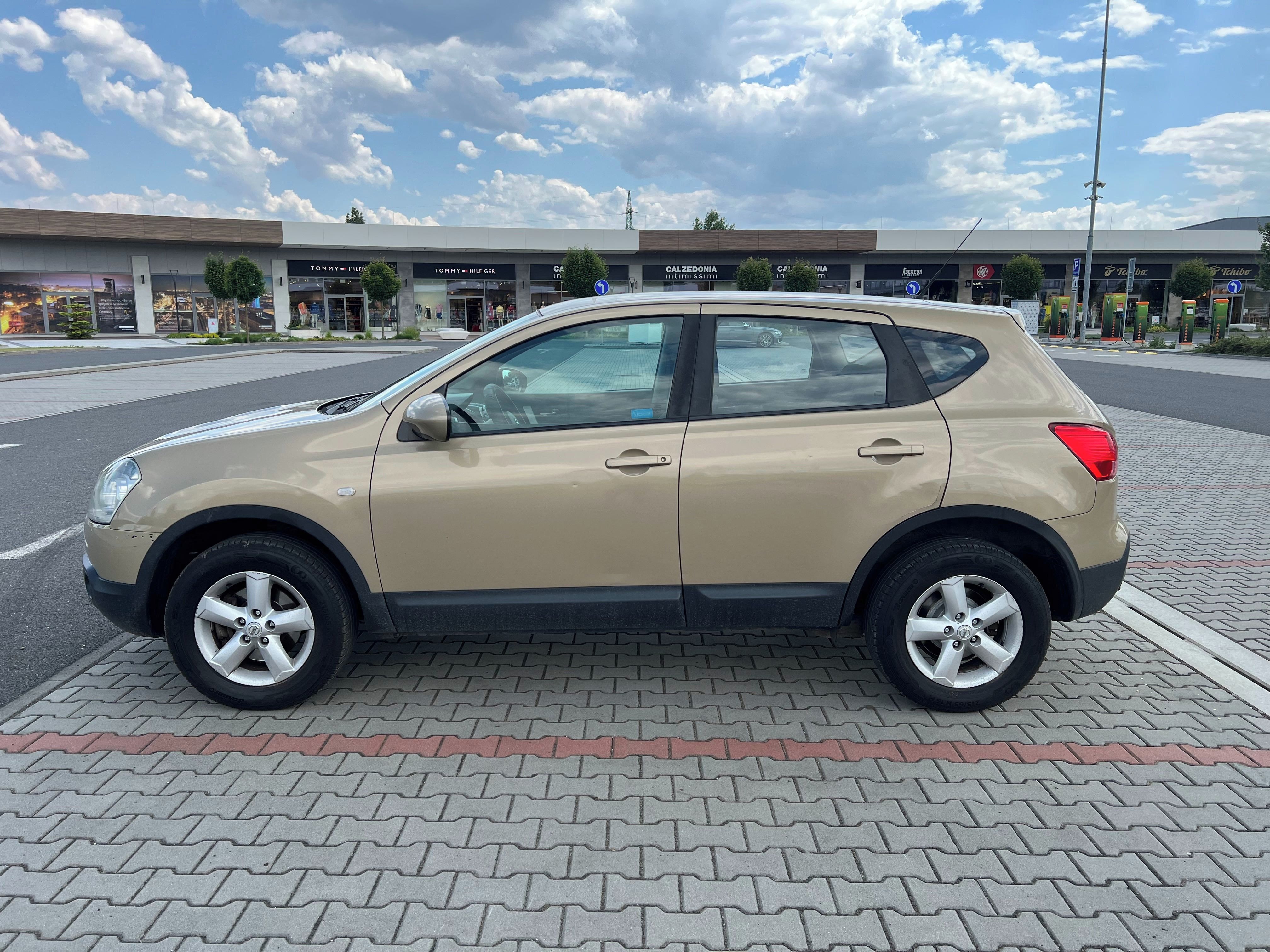 Nissan Qashqai, 1.5 DCi 1. maj ČR digi klima - fotka 6
