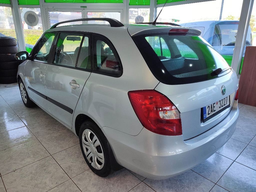Škoda Fabia, COMBI 1.2TSI 63KW - fotka 3