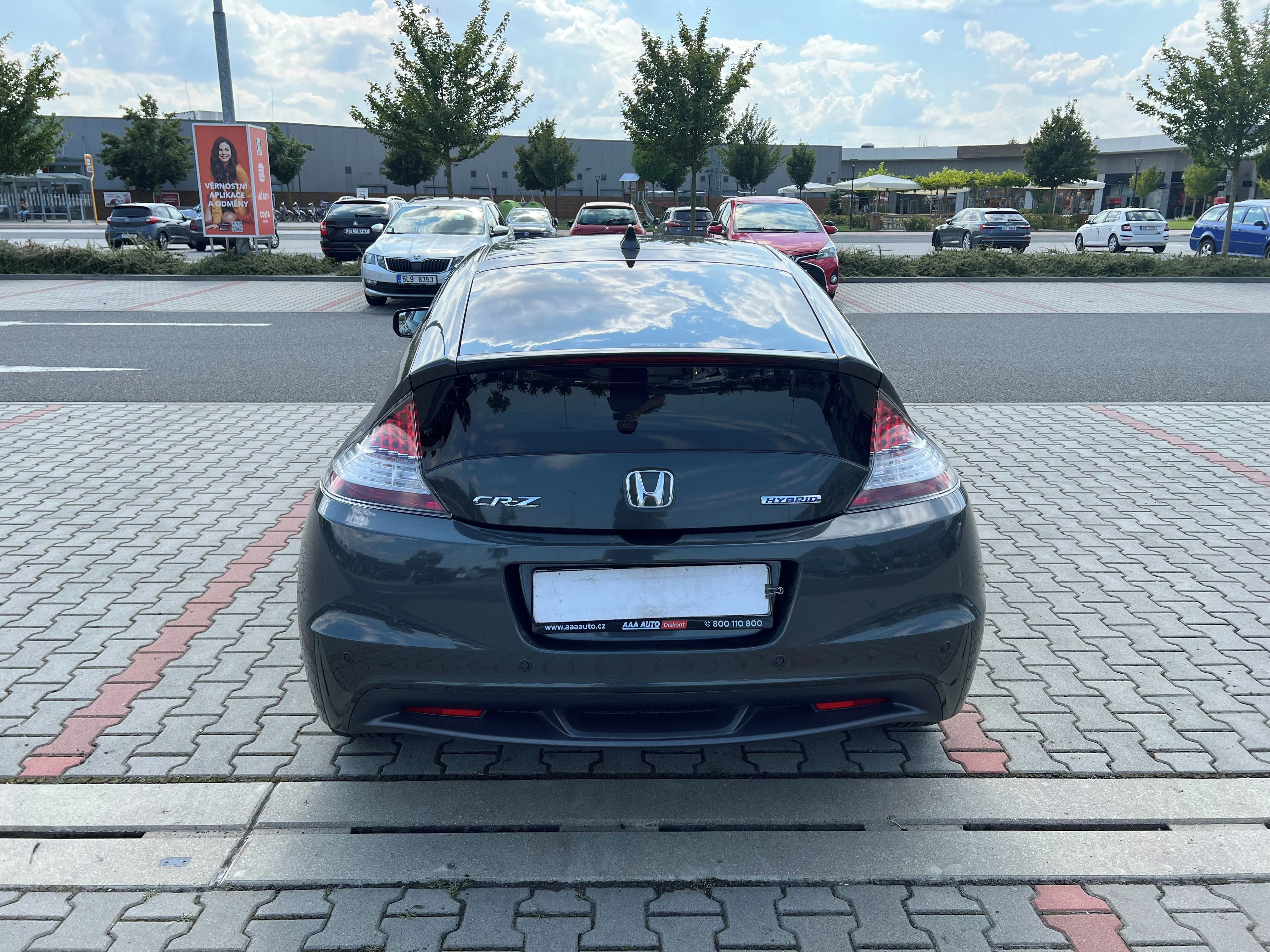 Honda CR-Z, 1.5i VTEC HYBRID IMA TOP STAV - fotka 4