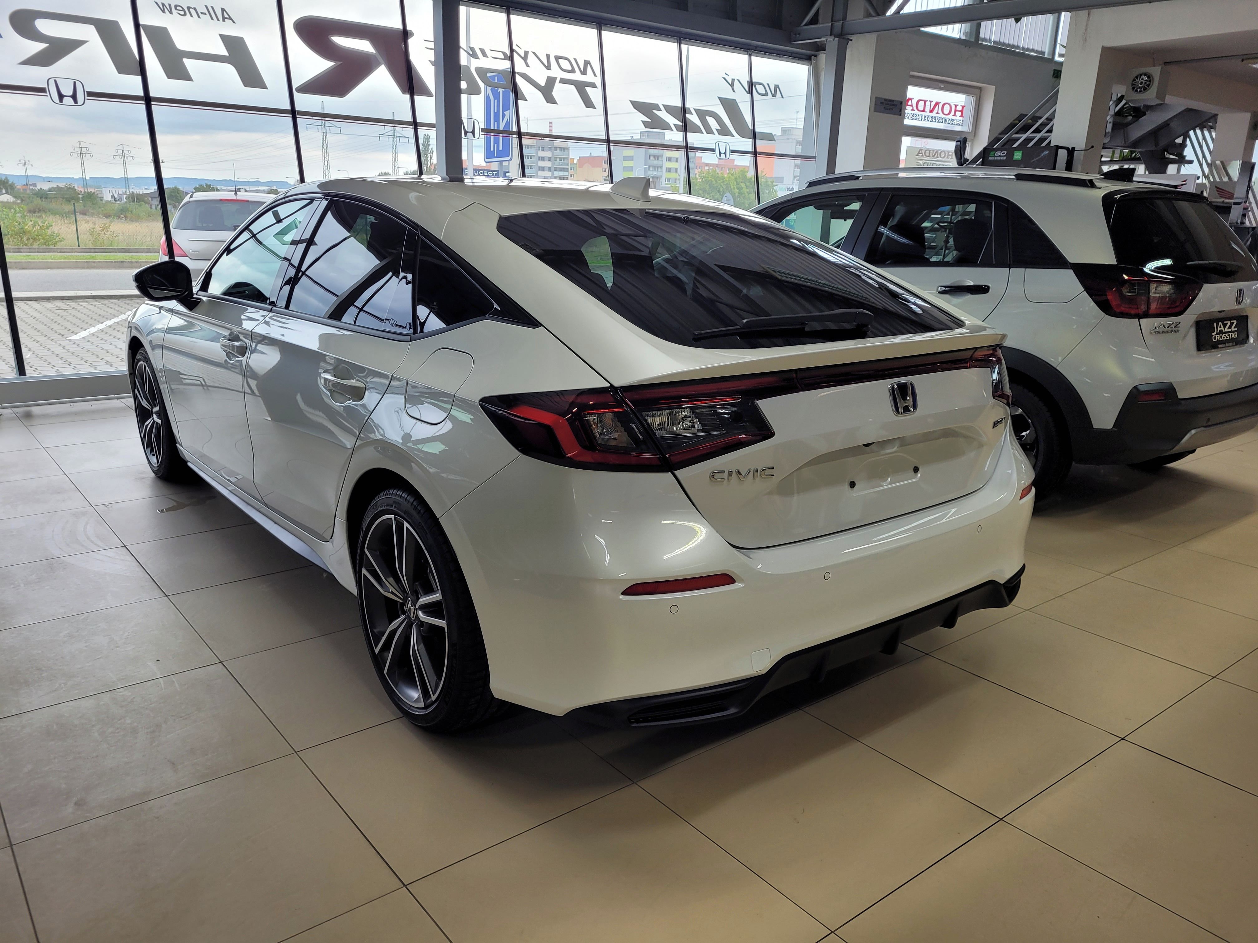 Honda Civic, 2.0 e:HEV ADVANCE - fotka 4