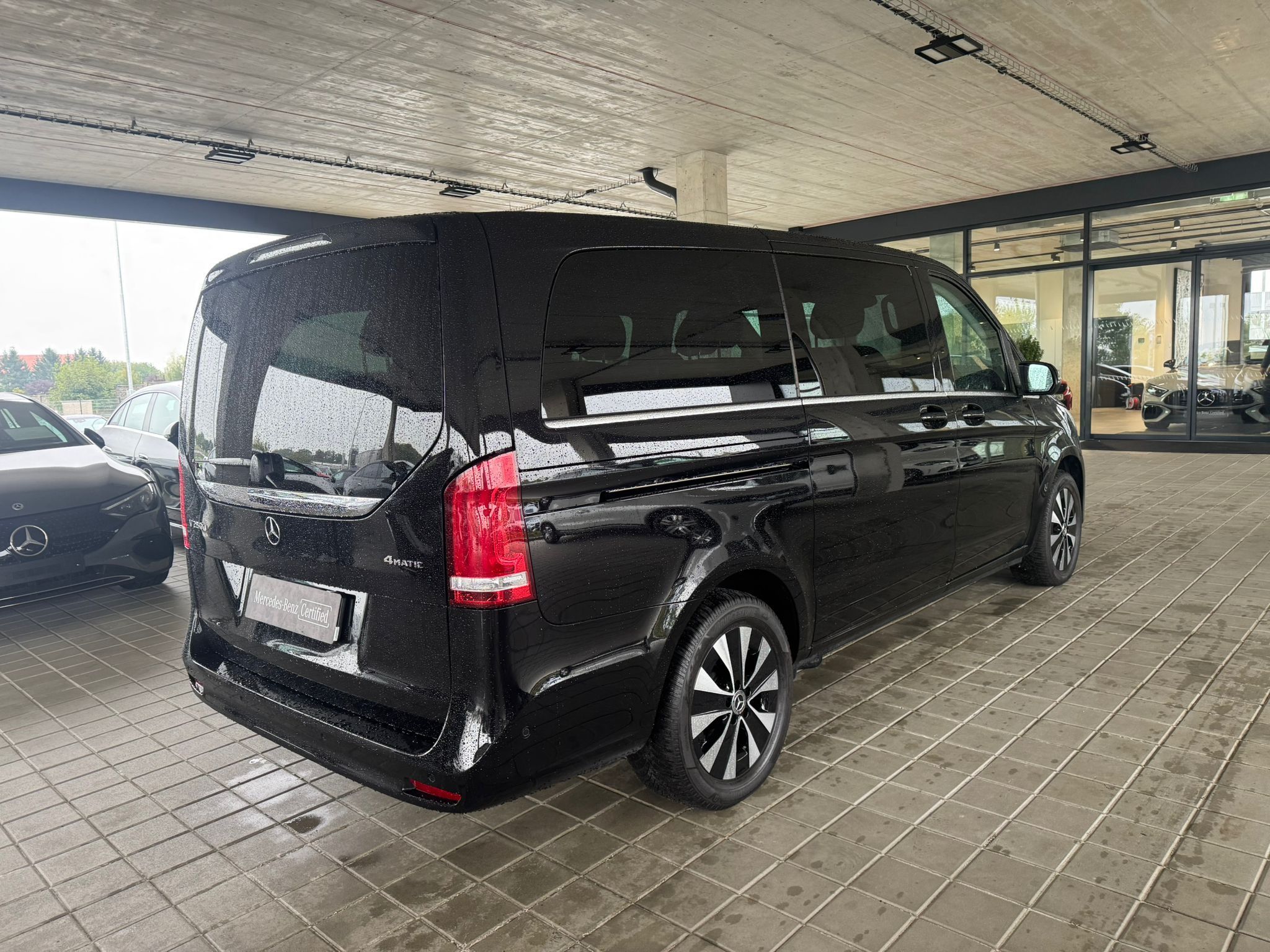Mercedes-Benz Třídy V, 250d 4MATIC L AVANTGARDE - fotka 5