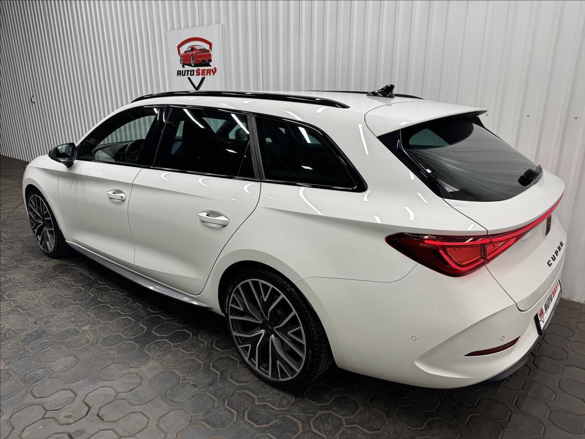 Cupra Leon, 2.0TSI 228kW 4Drive VZ Beats - fotka 6