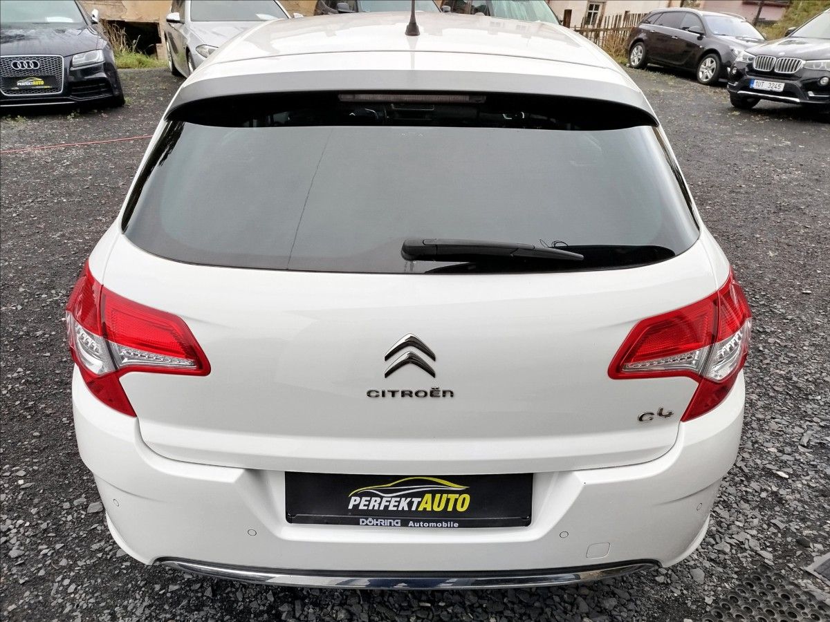 Citroën C4, 1,4 i, 70kW, 1.MAJITEL - fotka 5