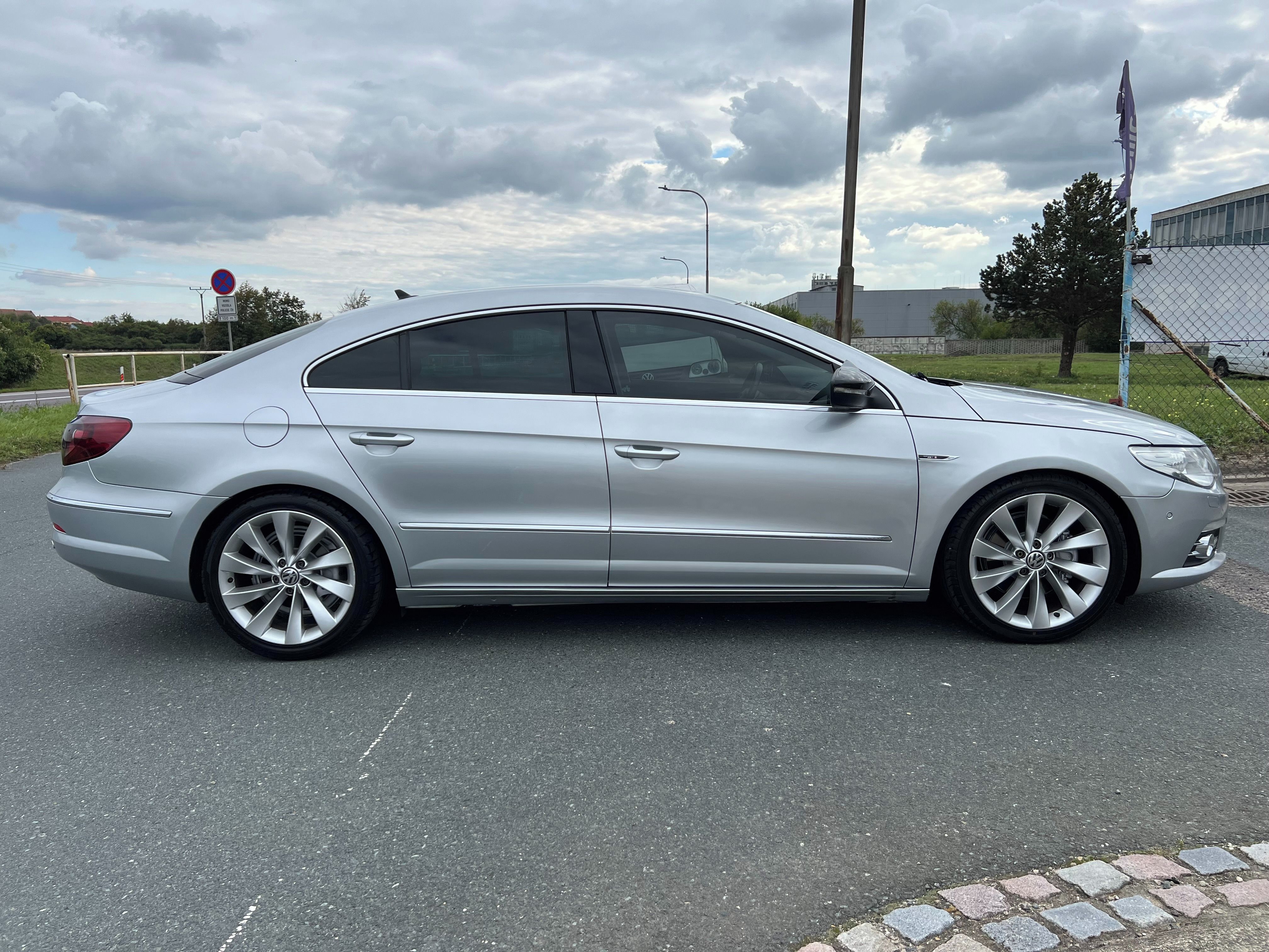 Volkswagen Passat CC, 2.0 TDi 103kW PĚKNÉ - fotka 4