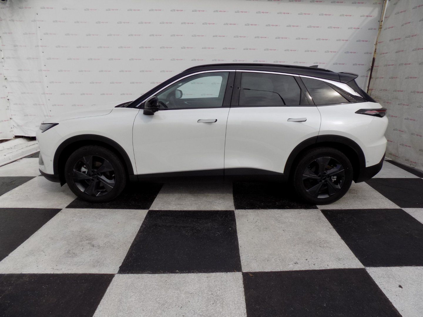 BAIC X5, 1.5T/AT/Pixel-Led/PANO/DPH/ - fotka 2