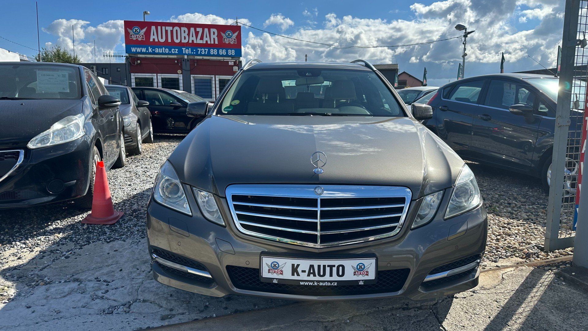 Mercedes-Benz Třídy E, 350CDI 170kW *4M*Avantgarde* - fotka 2