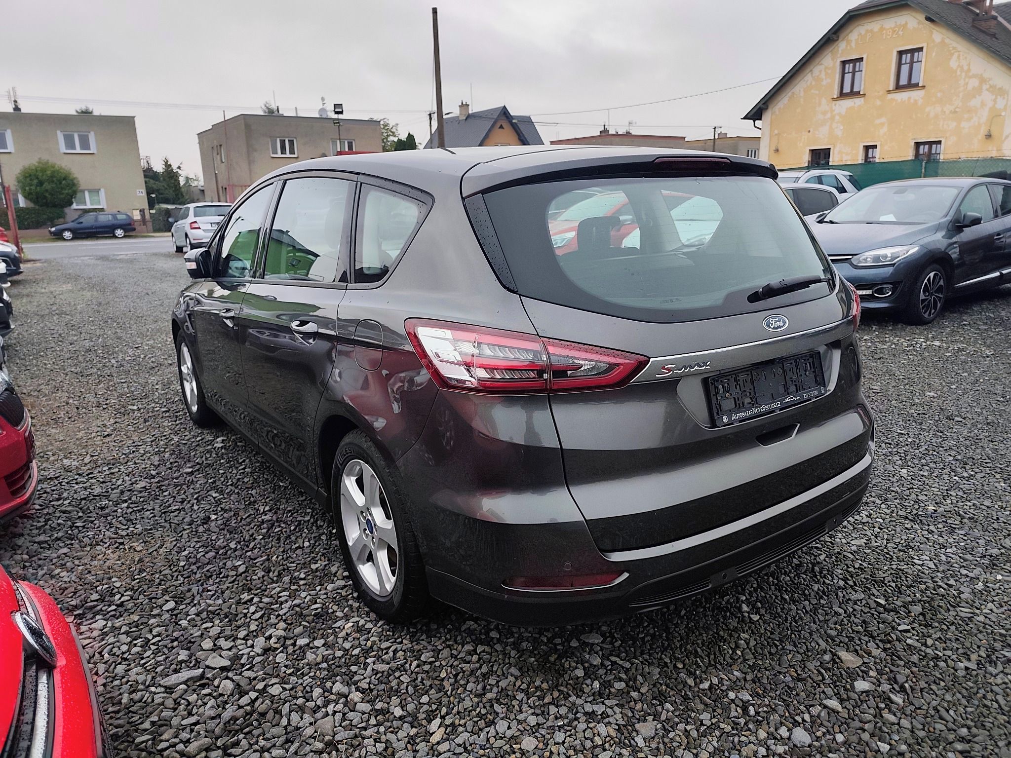 Ford S-MAX, 2.0 TDCI 7 Míst, Navi, Klima - fotka 5