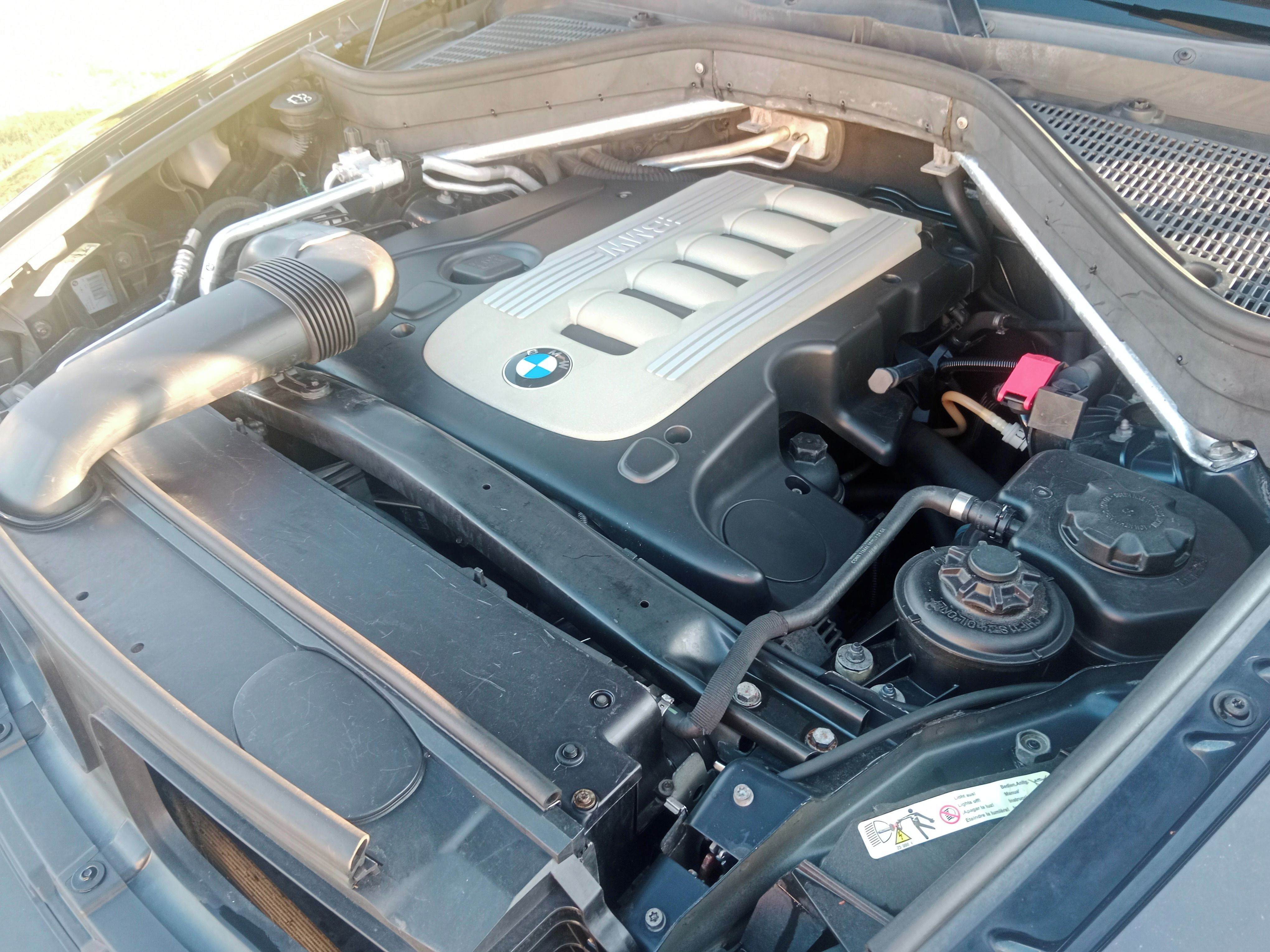 BMW X5, 3,0D xDrive 173 kW E70 1Maj.CZ - fotka 5