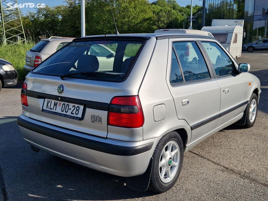 Škoda Felicia, GARÁŽOVANÁ, BEZ KOROZE! - fotka 5