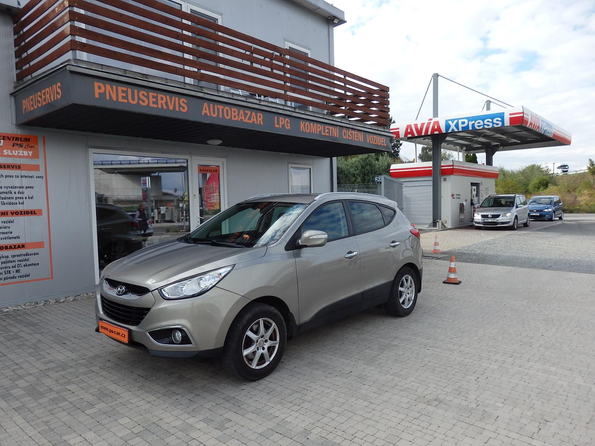 Hyundai ix35, 2.0 16V DIGI. KLIMA,4X4, ZÁVĚS