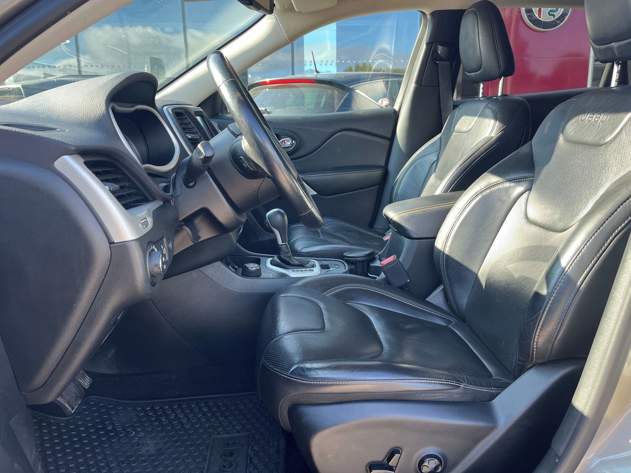 Jeep Cherokee, 2.2 JTD 147kW AWD AT Limited - fotka 6