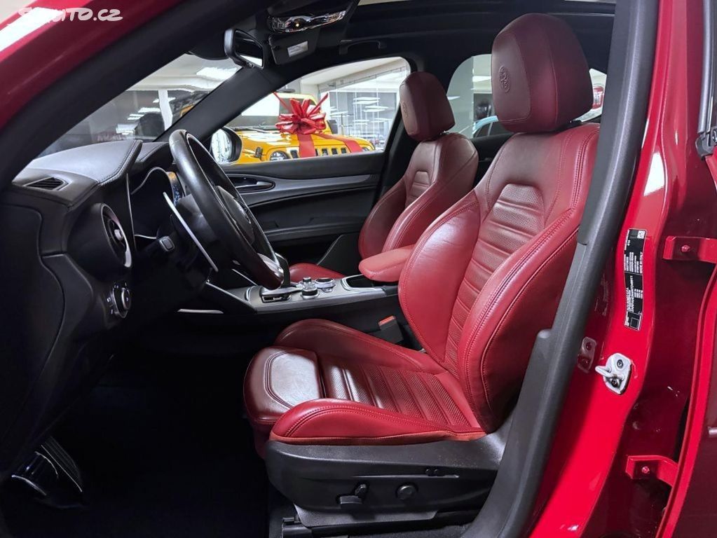 Alfa Romeo Stelvio Sprint Q4 2.2 Diesel 180 AT8