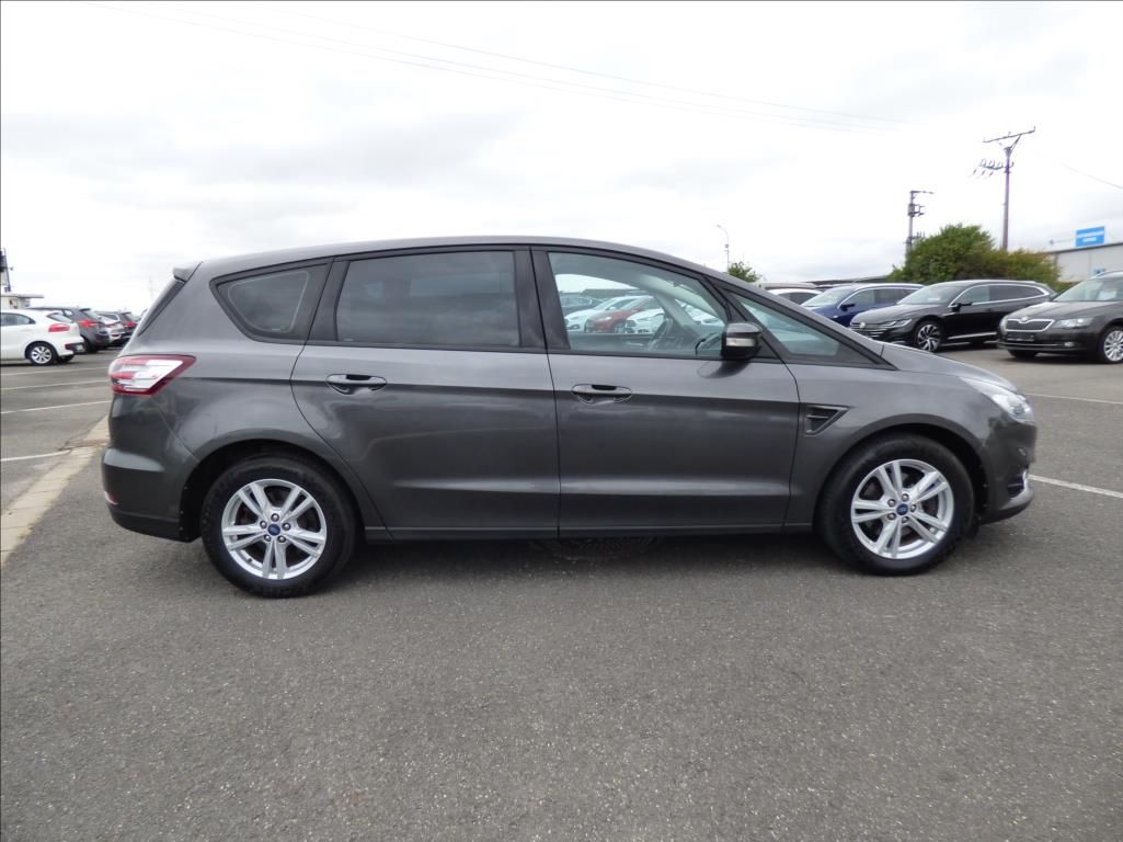 Ford S-MAX, 2,0 TDCi,LED,Titanium,model 20 - fotka 2