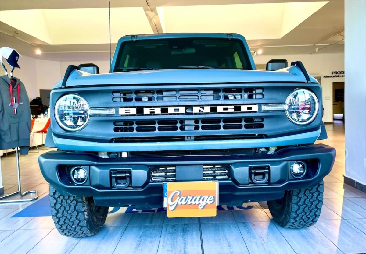 Ford Bronco, 2,7 EcoBoost V6 4x4  DOHC 4VGT - fotka 2