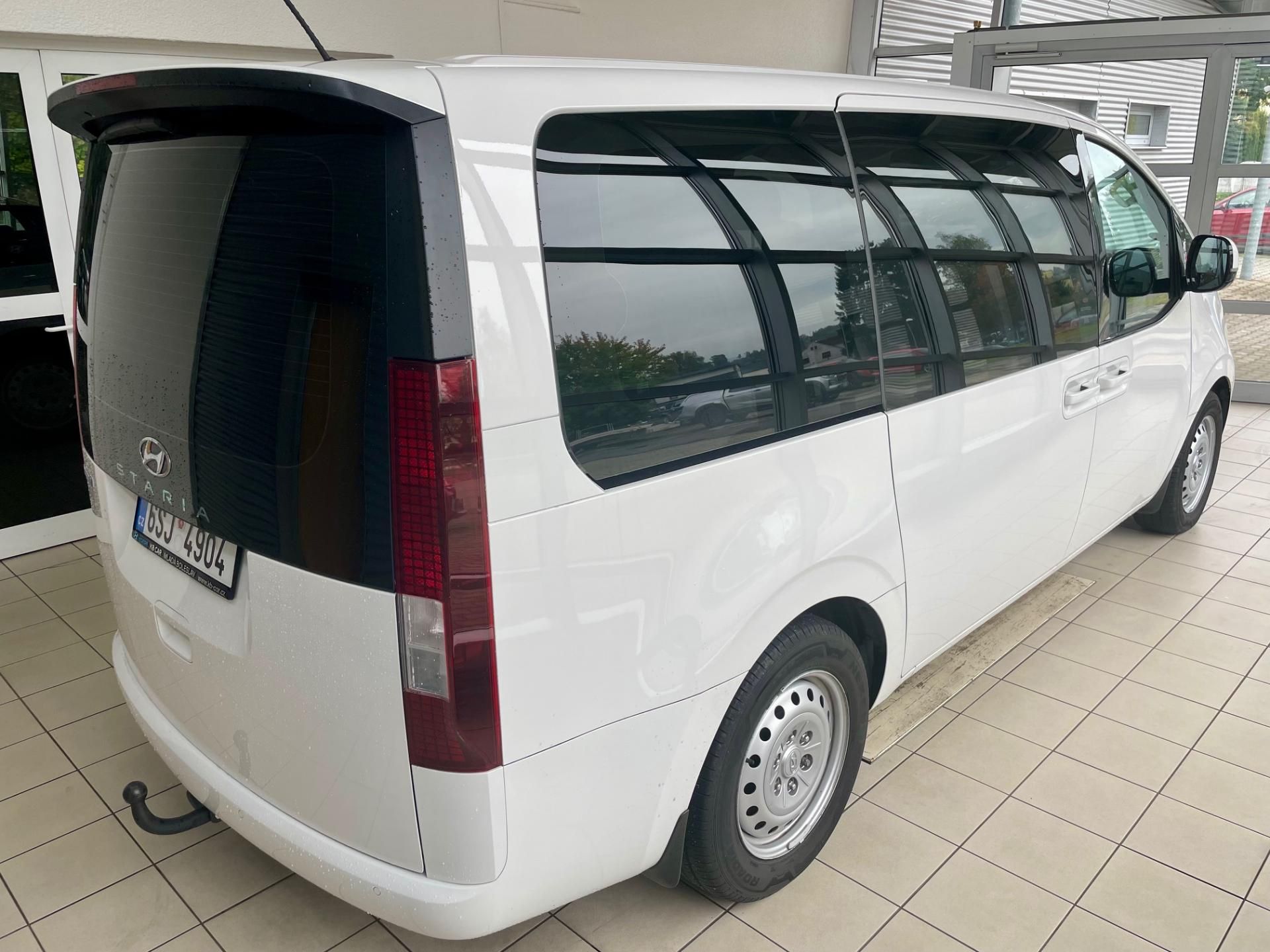 Hyundai Staria, 2,2CRDi 130kW Comfort 6MT 4x2 - fotka 4