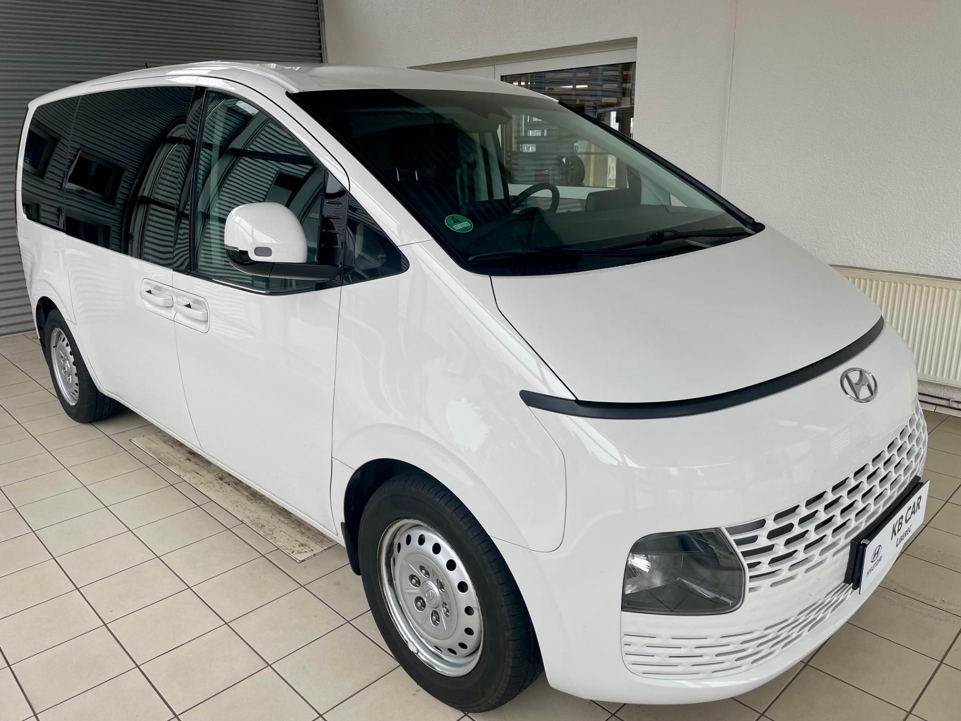 Hyundai Staria, 2,2CRDi 130kW Comfort 6MT 4x2 - fotka 5