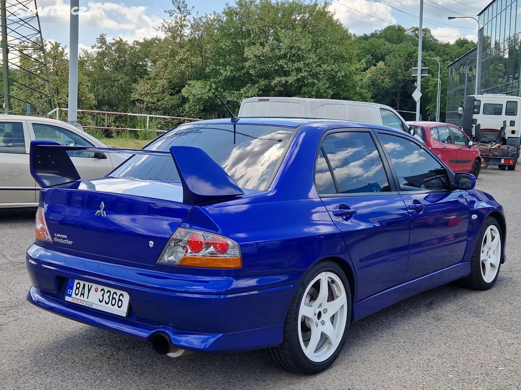 Mitsubishi Lancer, EVO 8 600PS mnoho úprav - fotka 5
