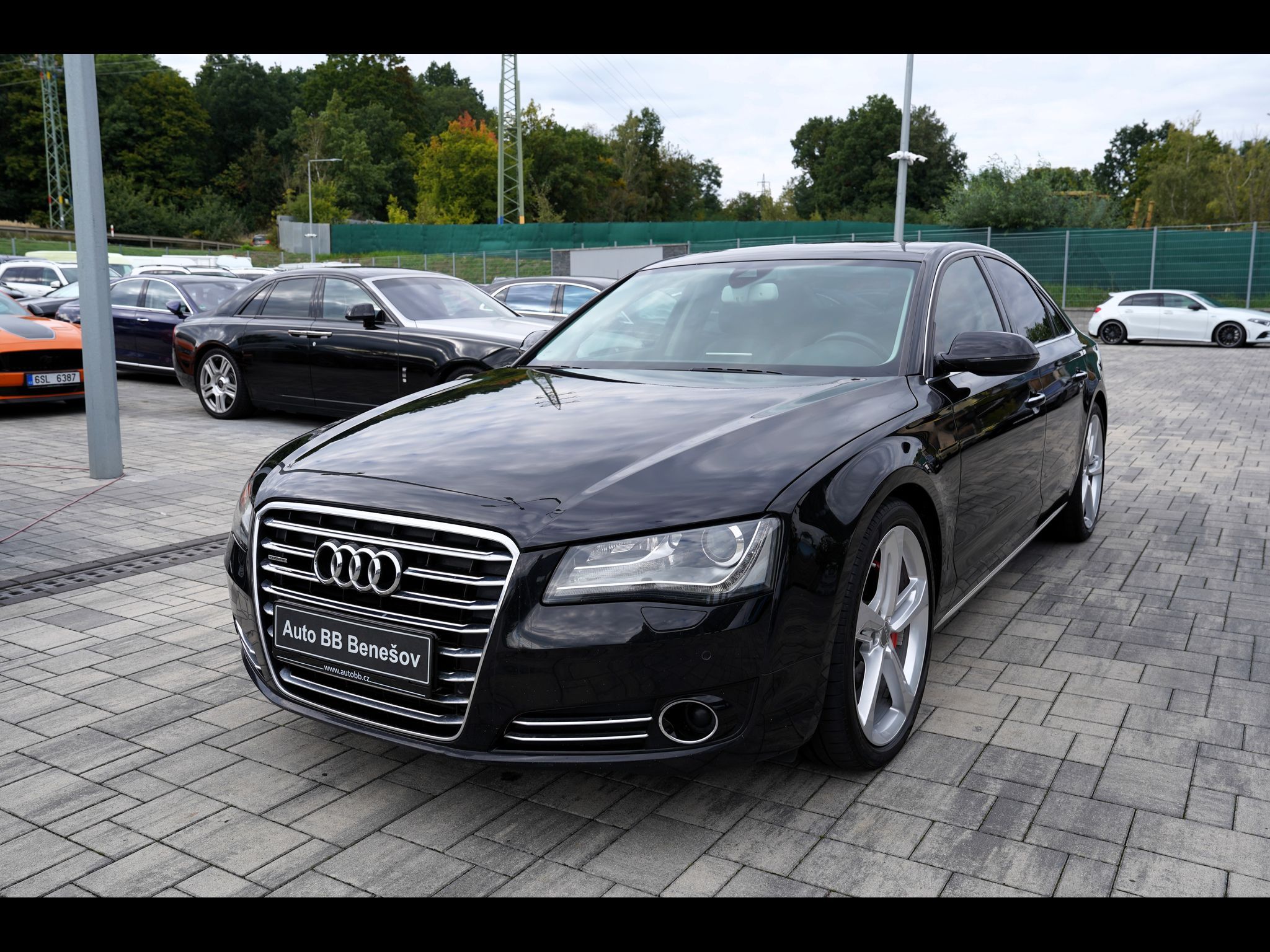 Audi A8, 3.0 TDI Quattro/250 PS/ČR - fotka 2