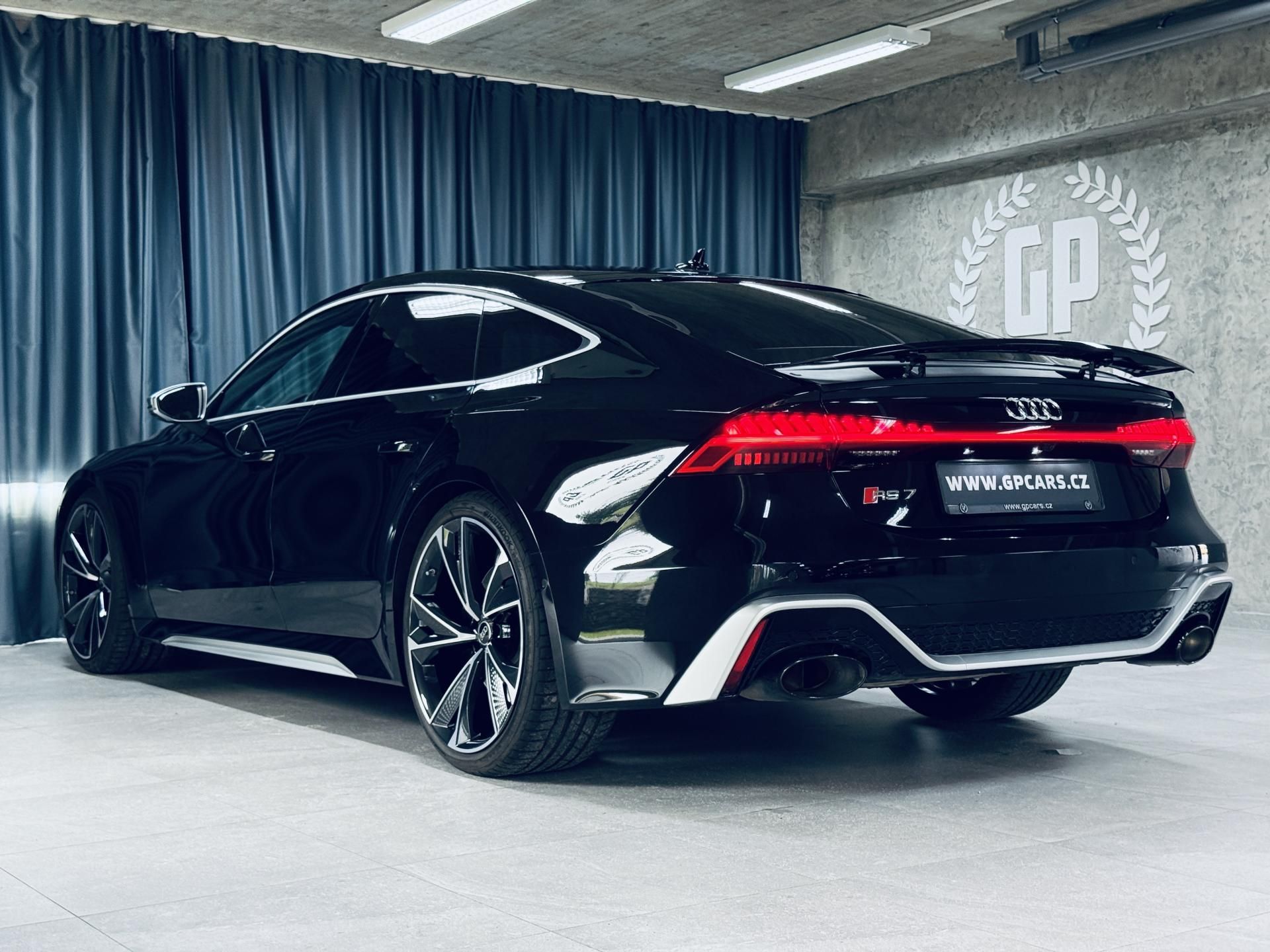 Audi RS7, CARBON*NAPPA*NEZ.TOP*ZÁRUKA - fotka 5