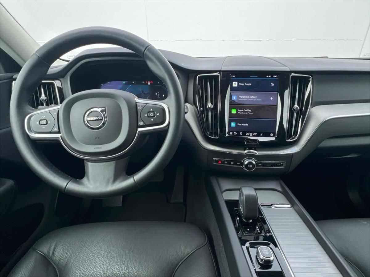 Volvo XC60, 2,0 145 kW FWD CORE  B4 - fotka 5