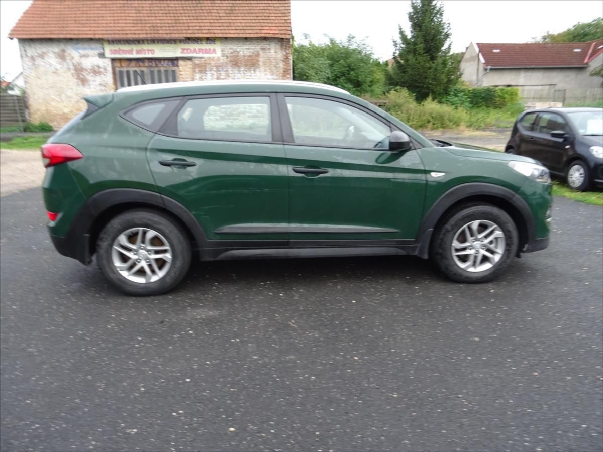 Hyundai Tucson, 2,0 CRDi 4x4  100kW - fotka 6