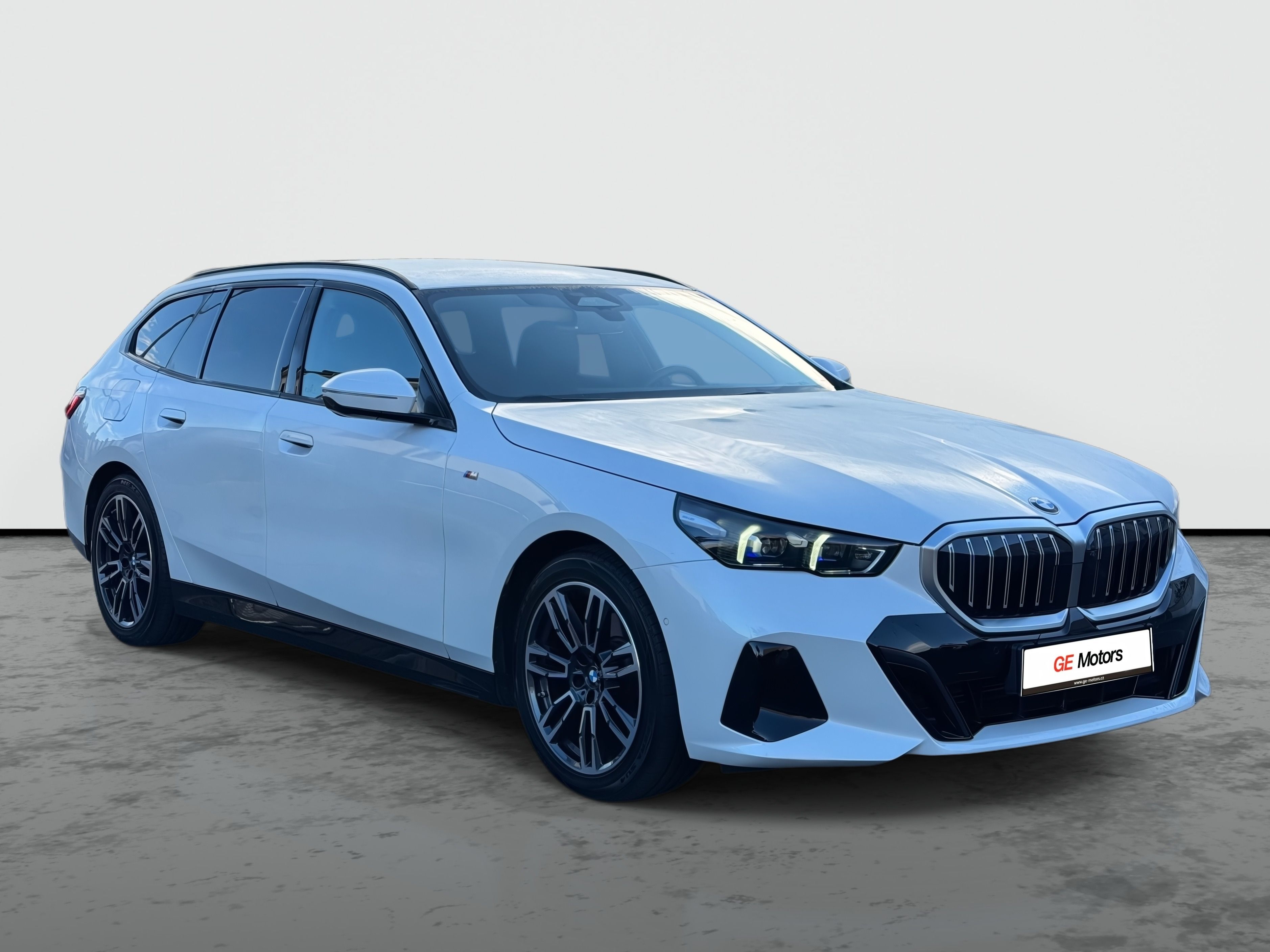 BMW Řada 5, 520XD M Tažné 360 Záruka DPH - fotka 3