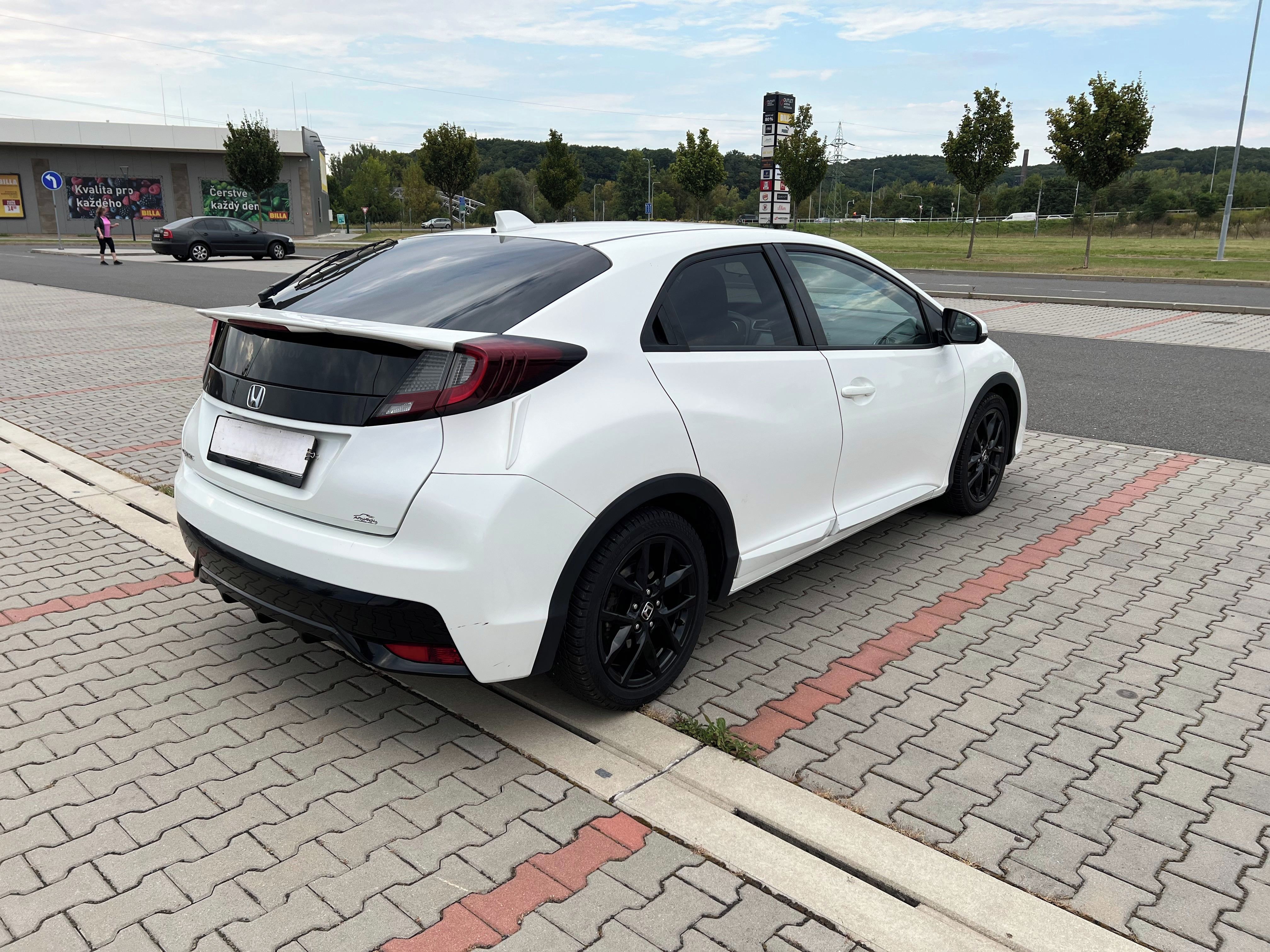Honda Civic, IX facelift 1.8 i-VTEC 104kw k - fotka 3