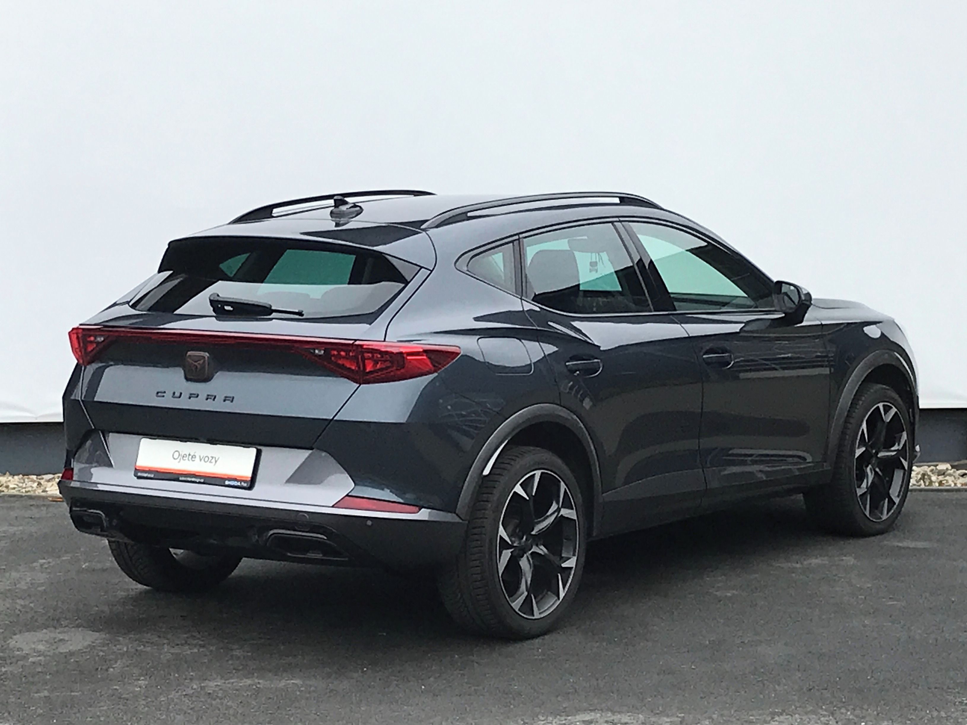 Cupra Formentor, 1,5TSi 110kW 7°DSG+NAVI+360° - fotka 2