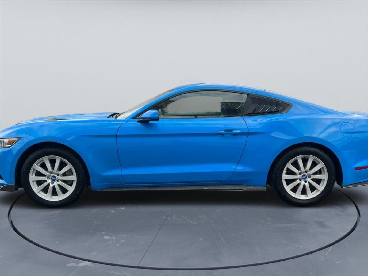 Ford Mustang, 2,3 EcoBoost Manuál - fotka 4