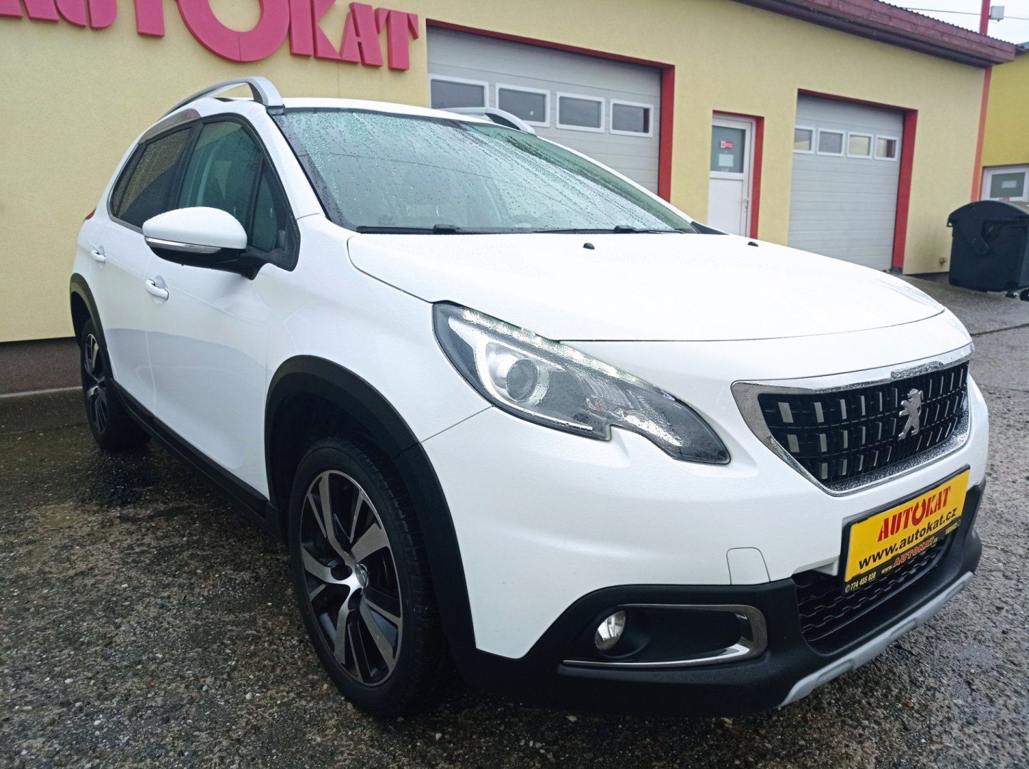 Peugeot 2008, 1.5 75kW/Navi/1Maj/TOP