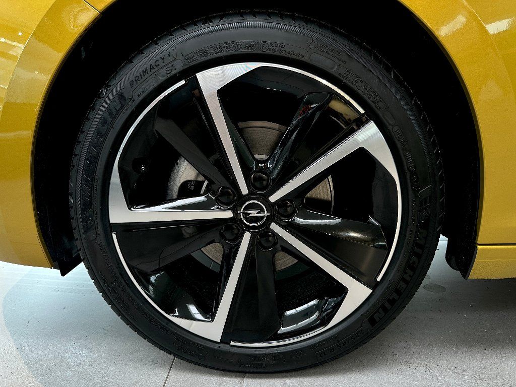Opel Astra, GS Line hybrid automat + ZP - fotka 5