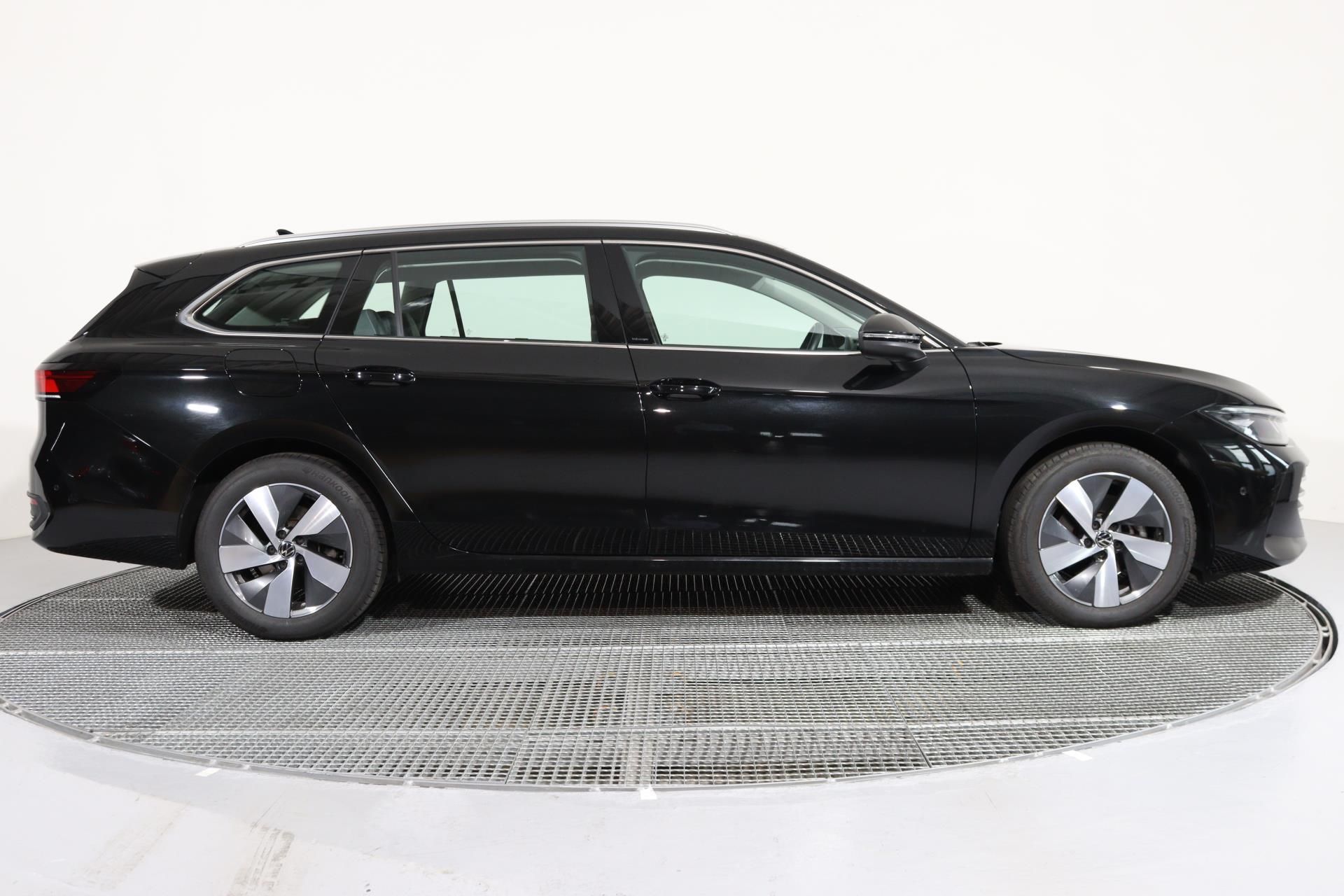 Volkswagen Passat, Business 2,0 TDI DSG 110 kW - fotka 3