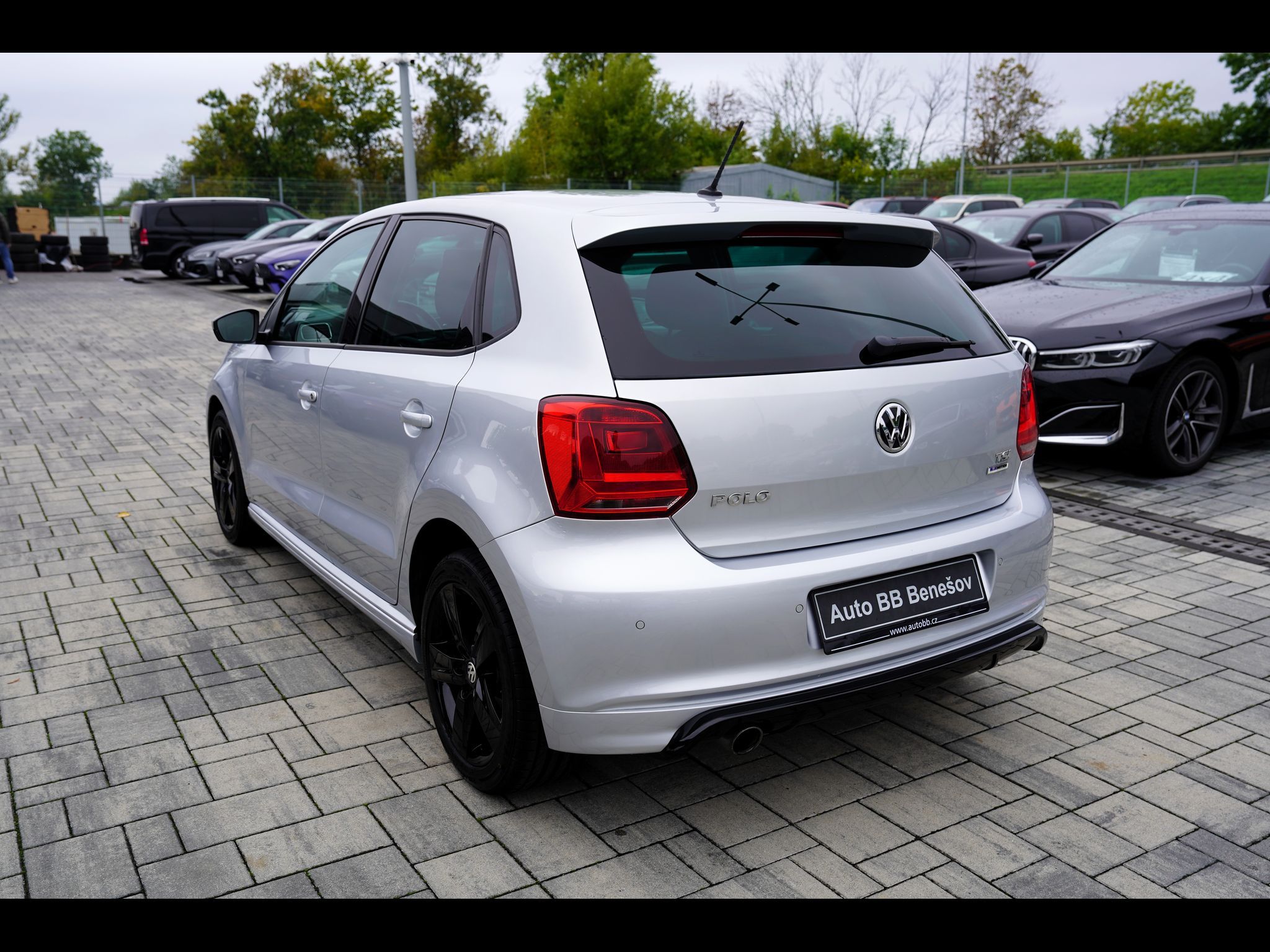 Volkswagen Polo, 1.2 TSI R line 90 PS/klima/al - fotka 4