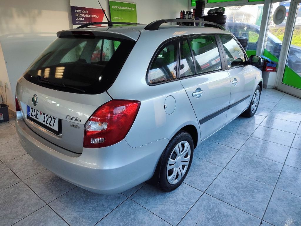 Škoda Fabia, COMBI 1.2TSI 63KW - fotka 4