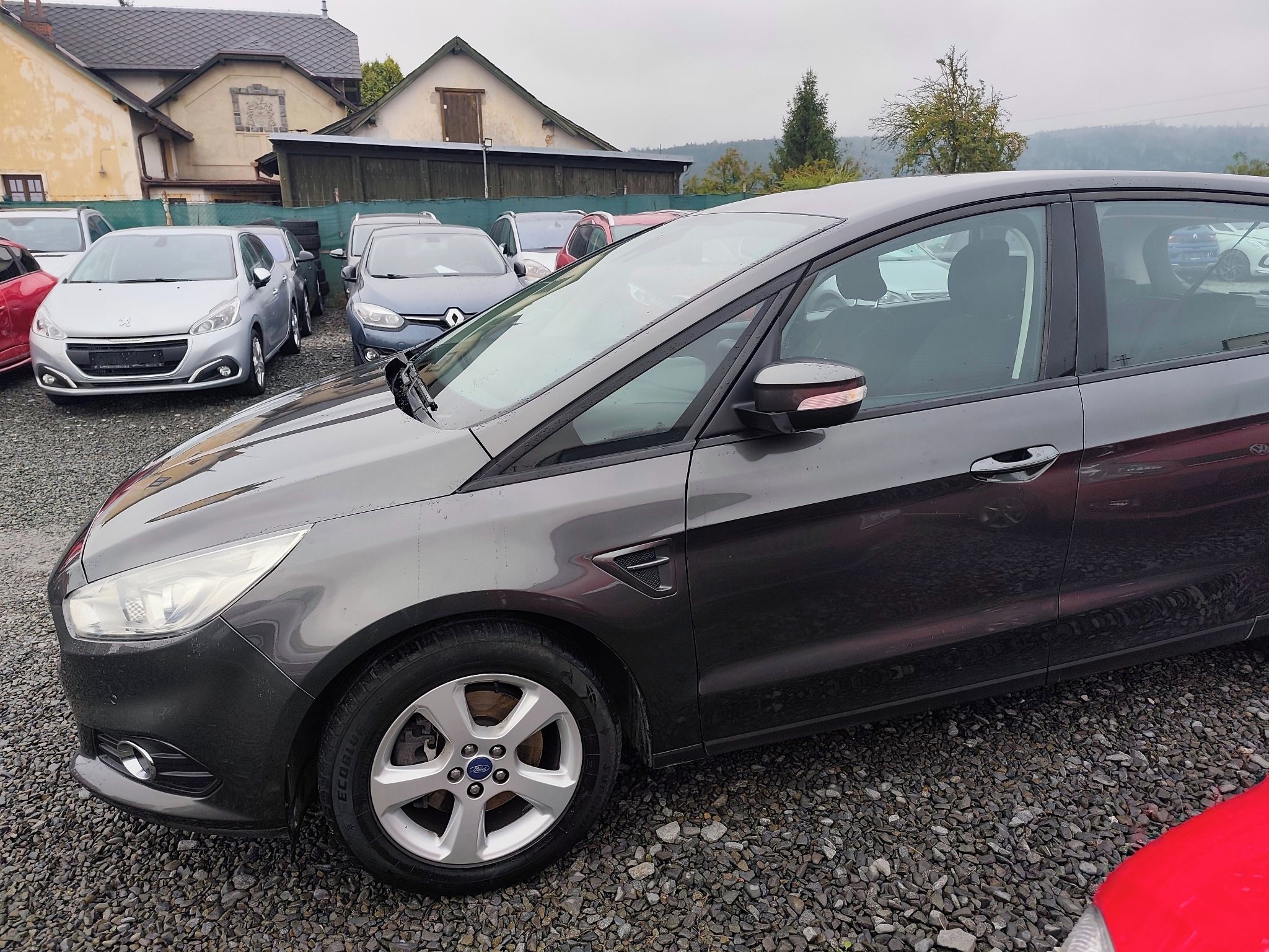 Ford S-MAX, 2.0 TDCI 7 Míst, Navi, Klima - fotka 2
