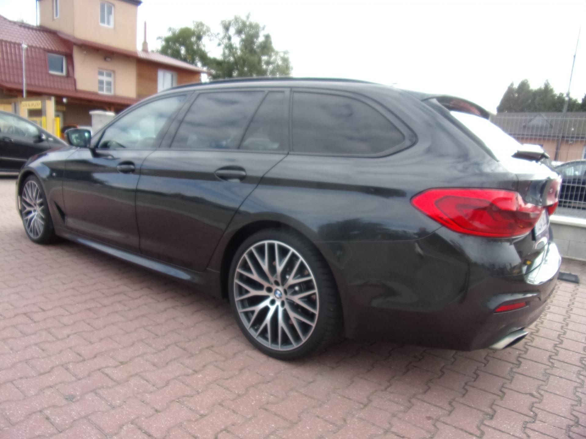 BMW Řada 5, 530D NAVI ALU NAVI M-PACKET - fotka 6