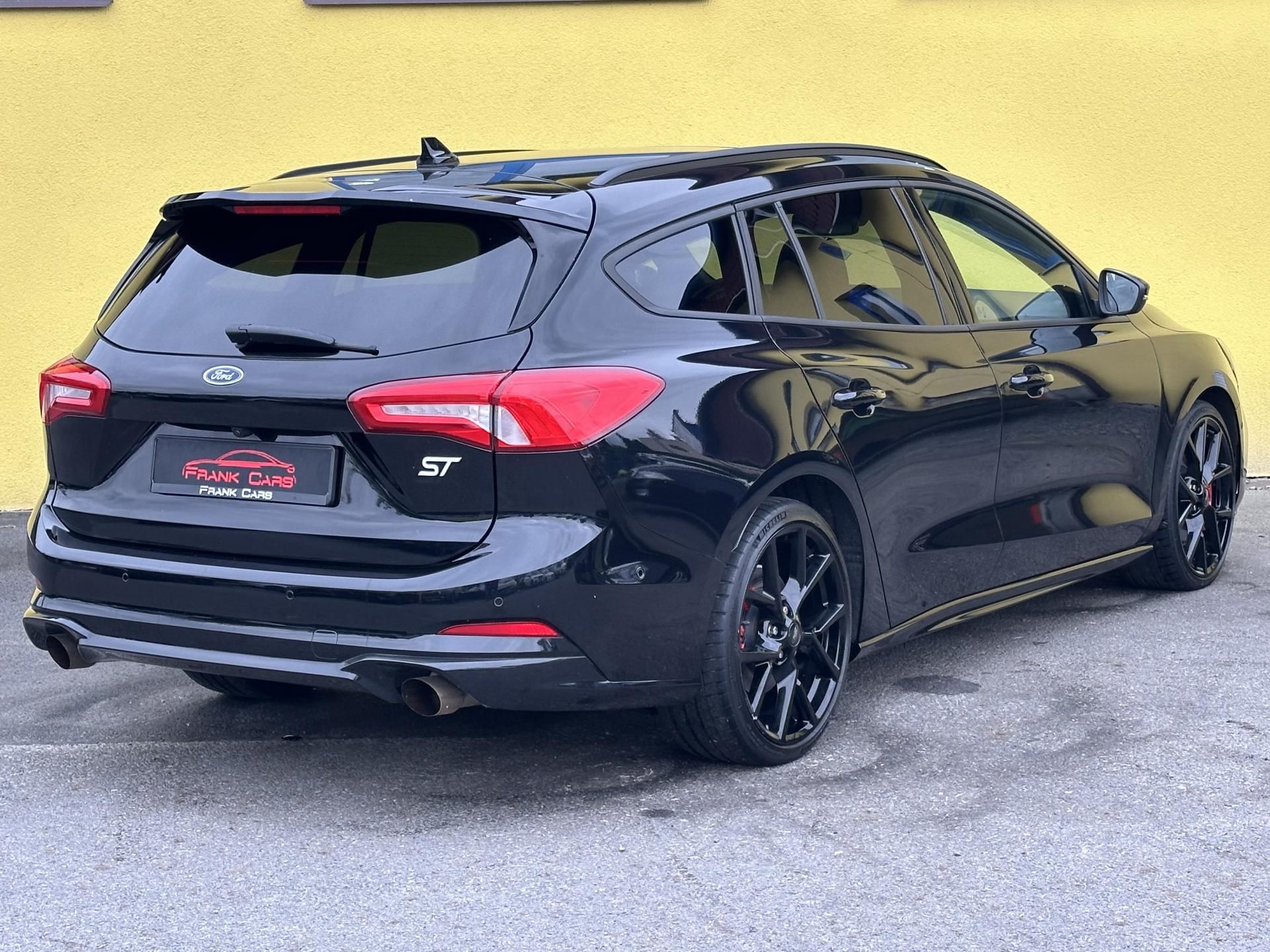 Ford Focus, ST*Automat*206kW*1.Maj.B&O - fotka 4