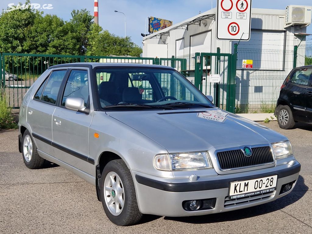 Škoda Felicia, GARÁŽOVANÁ, BEZ KOROZE! - fotka 3