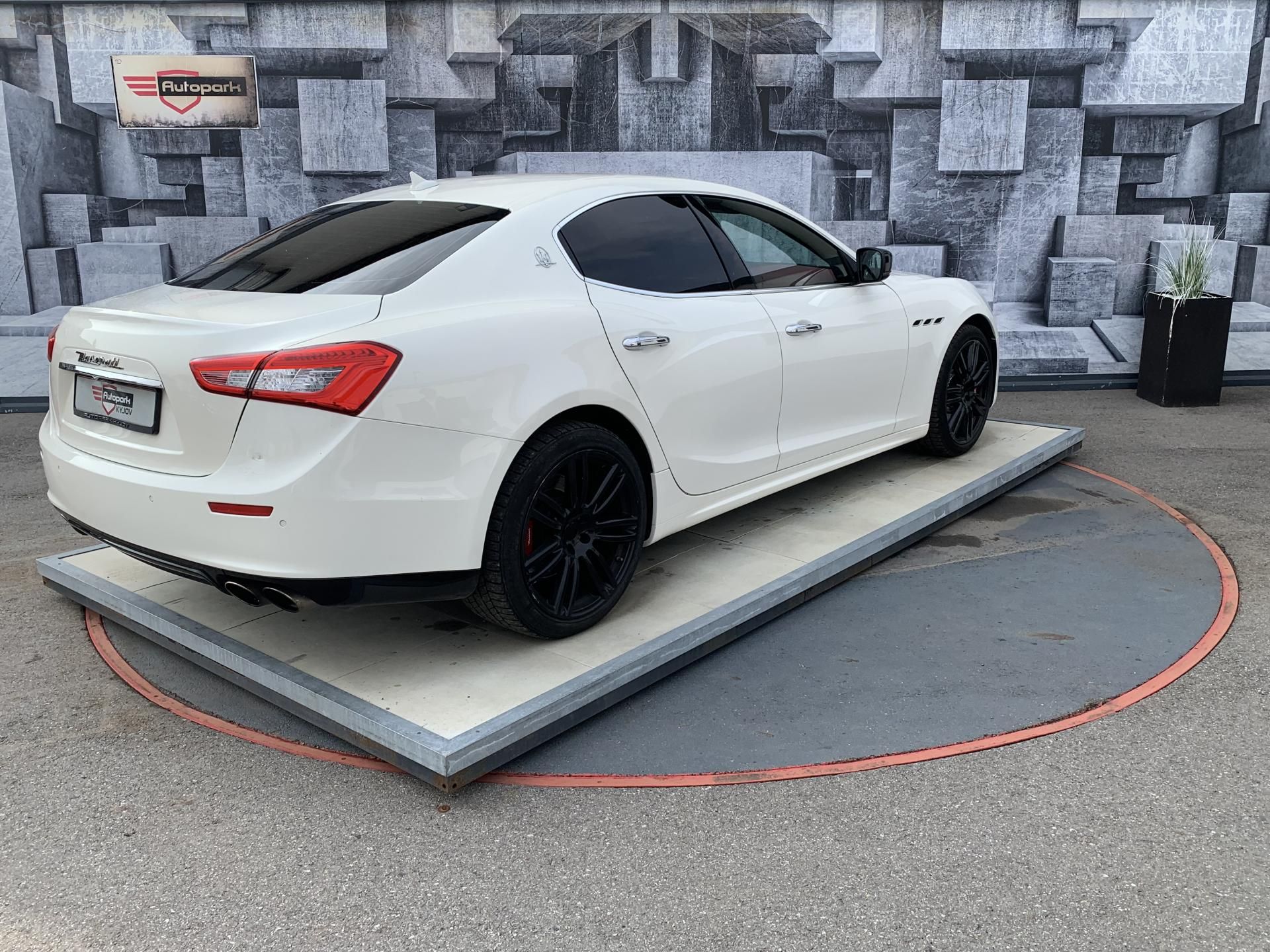 Maserati Ghibli, S Q4, 3.0, 302 KW - fotka 6