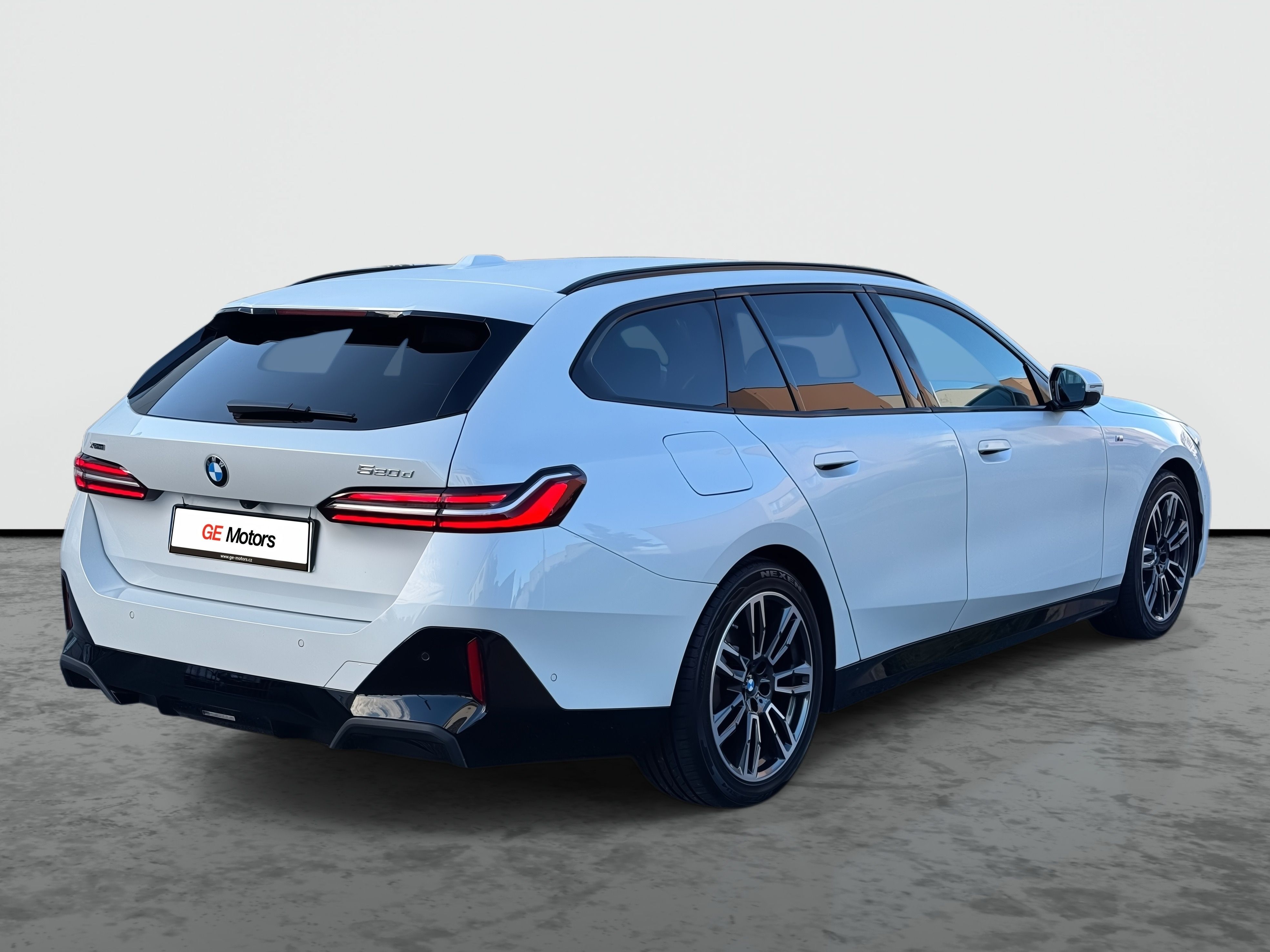 BMW Řada 5, 520XD M Tažné 360 Záruka DPH - fotka 5