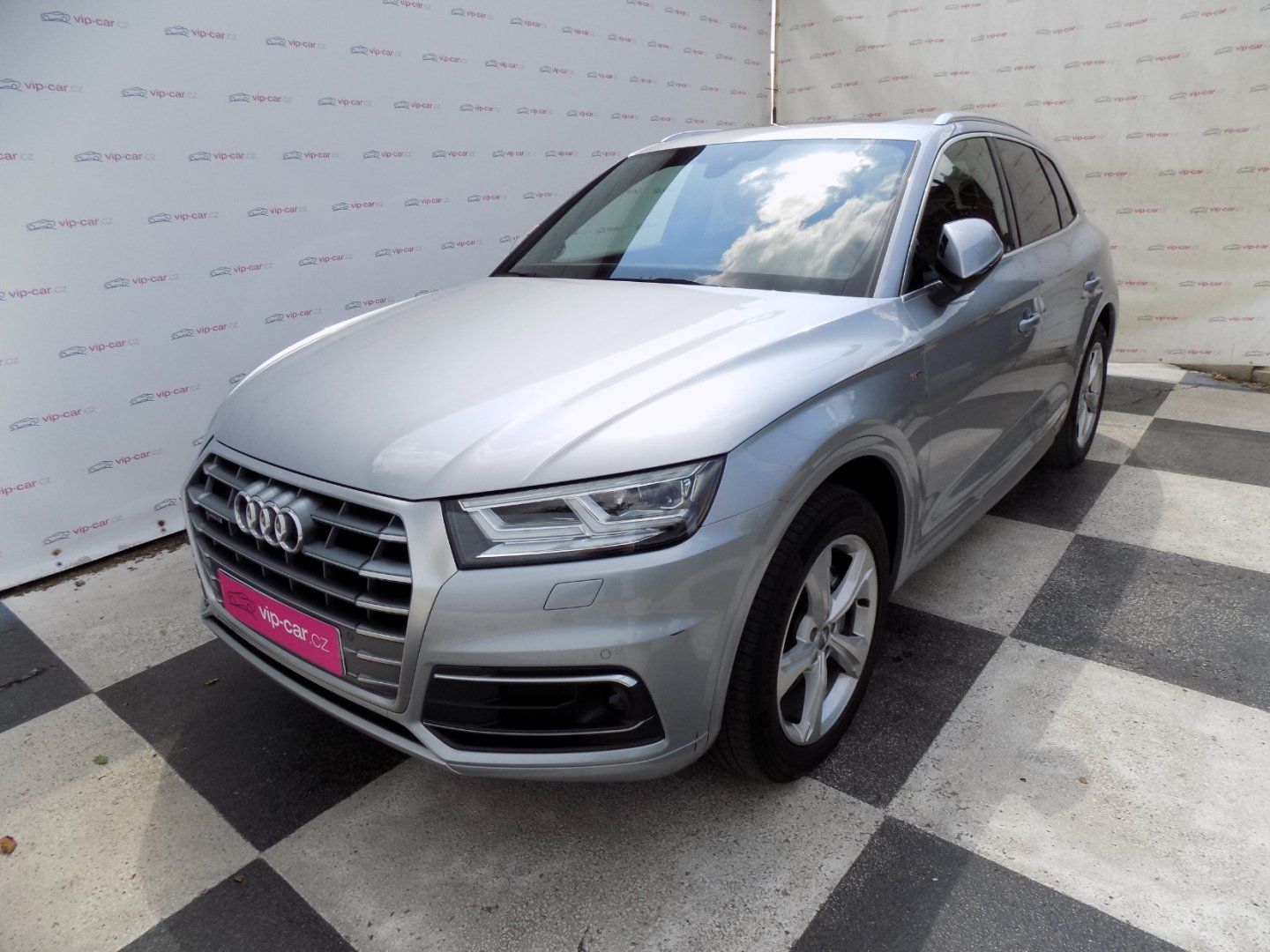 Audi Q5, 40TDI/S-Line/PANO/4x4/LED/